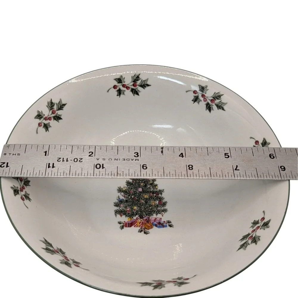 Gibson Noel Morning Soup Bowls Christmas Tree Holiday Vintag Set of Four